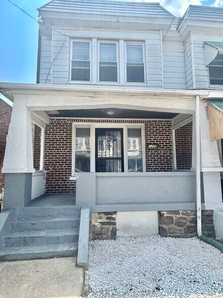 Primary Photo - 1209 W 9th St