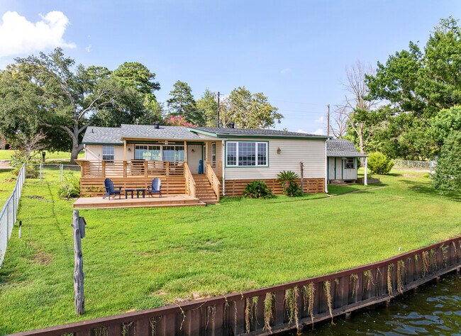 Building Photo - 22248 Lounette Dr