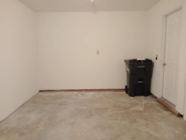 Building Photo - 2416 Calder Ct