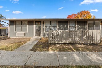 Building Photo - 41349 Heathmore Ct