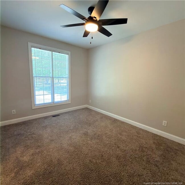 Building Photo - 3686 Linden Rd