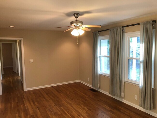Building Photo - Charming 3BR House in Atlanta