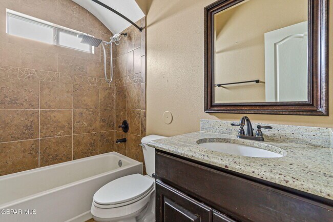 Building Photo - 3005 Cedar Creek