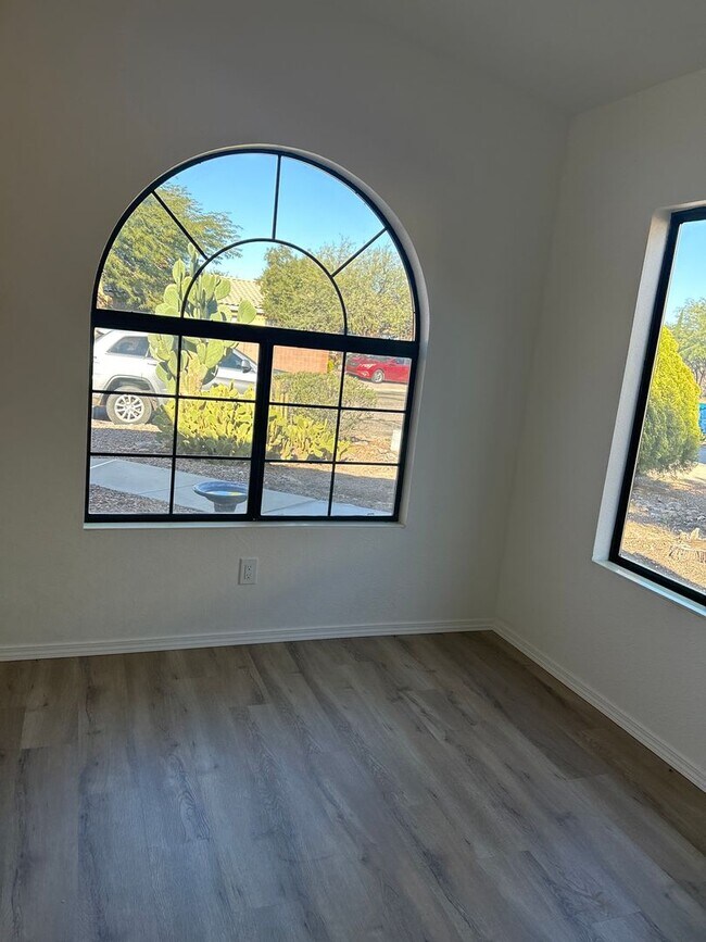 Building Photo - Unfurnished single story home in Villa Santa Rita Best Kept Secret.