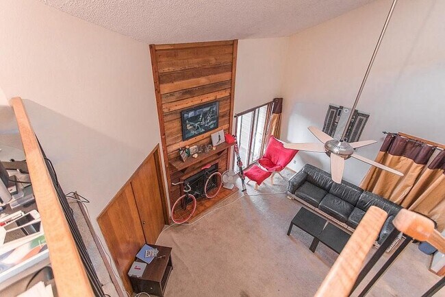 Building Photo - 2960 Shadow Creek Dr
