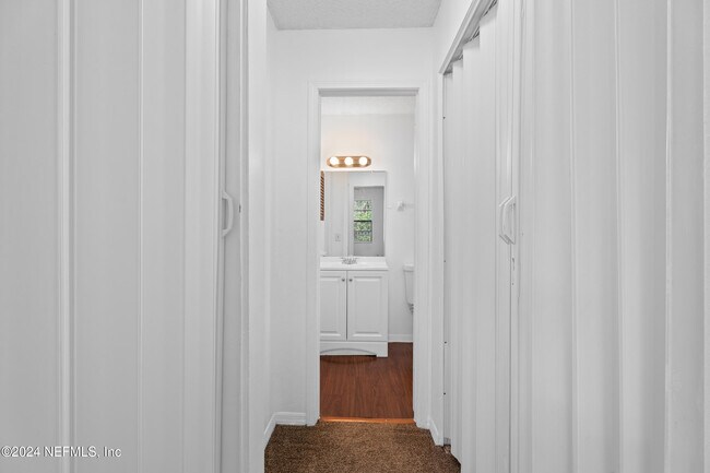 Building Photo - 476 Lombard St