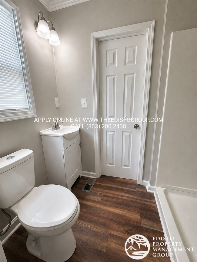 Building Photo - Newly Updated 4-Bedroom Home in the Heart of Orangeburg!
