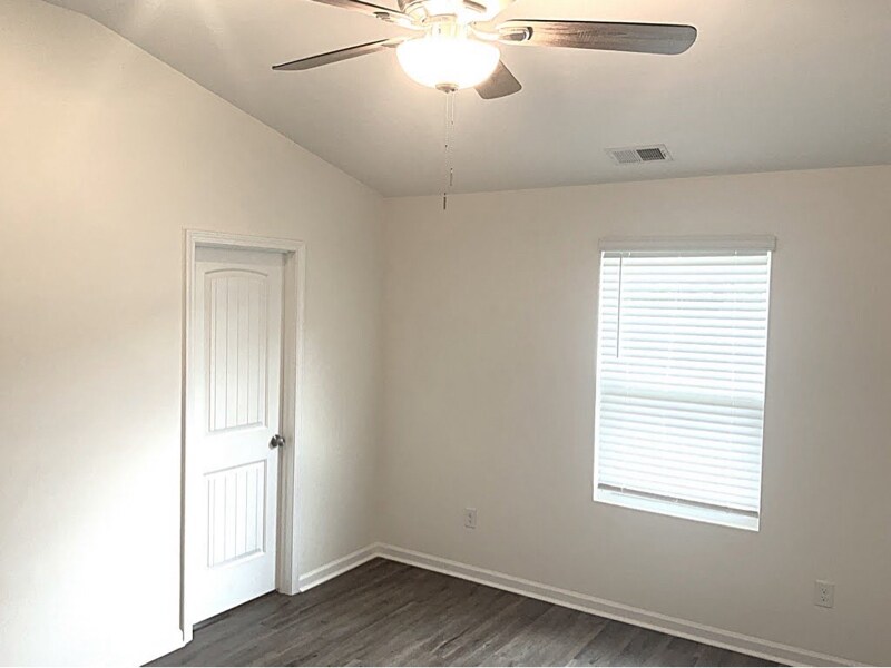 Building Photo - 1058 Jt Westfield Dr