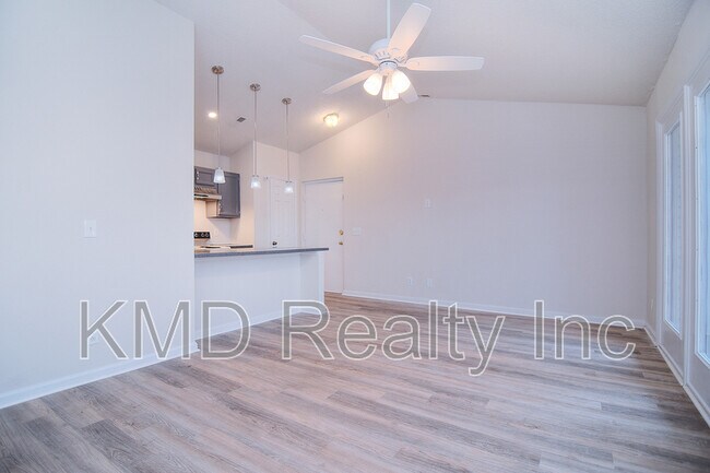 Building Photo - 6120 Meadow Rose Ln