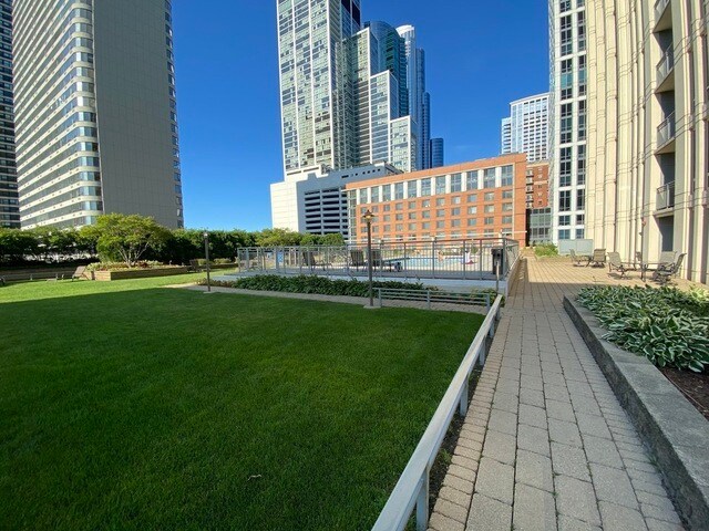 Building Photo - 1234/1250 S Michigan Ave