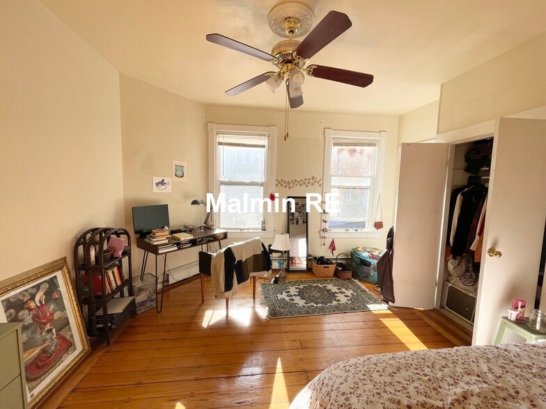 Building Photo - 19 Sachem St