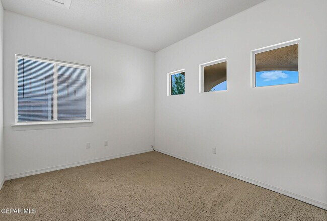 Building Photo - 14373 Tobe Davis Dr