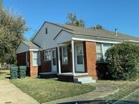 Building Photo - 1bed 1 bath Duplex