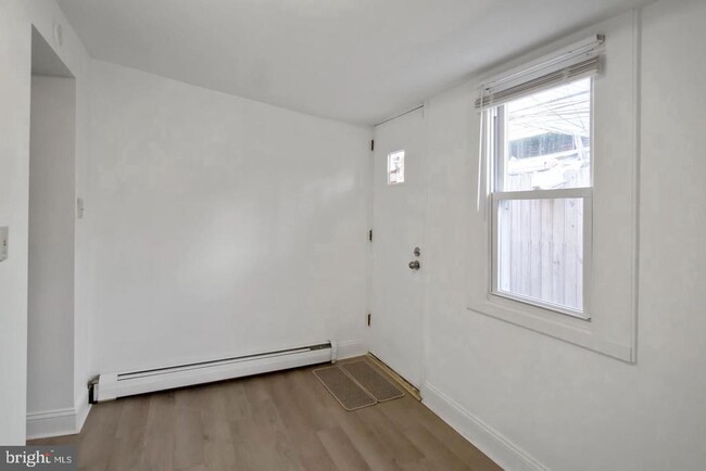 Building Photo - 3032 Memphis St