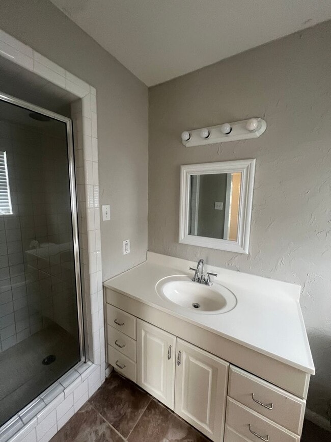 Building Photo - Lorena ISD