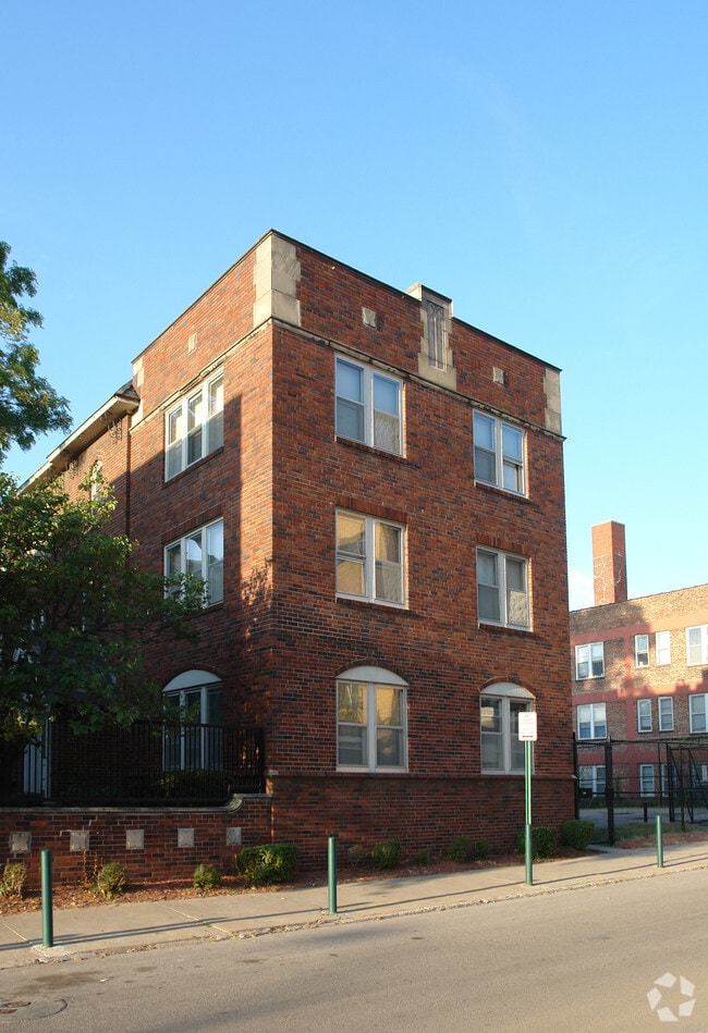 Building Photo - Jones Ansonia Apartments