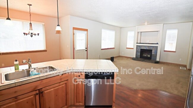 Building Photo - 20277 Knightsbridge Pl