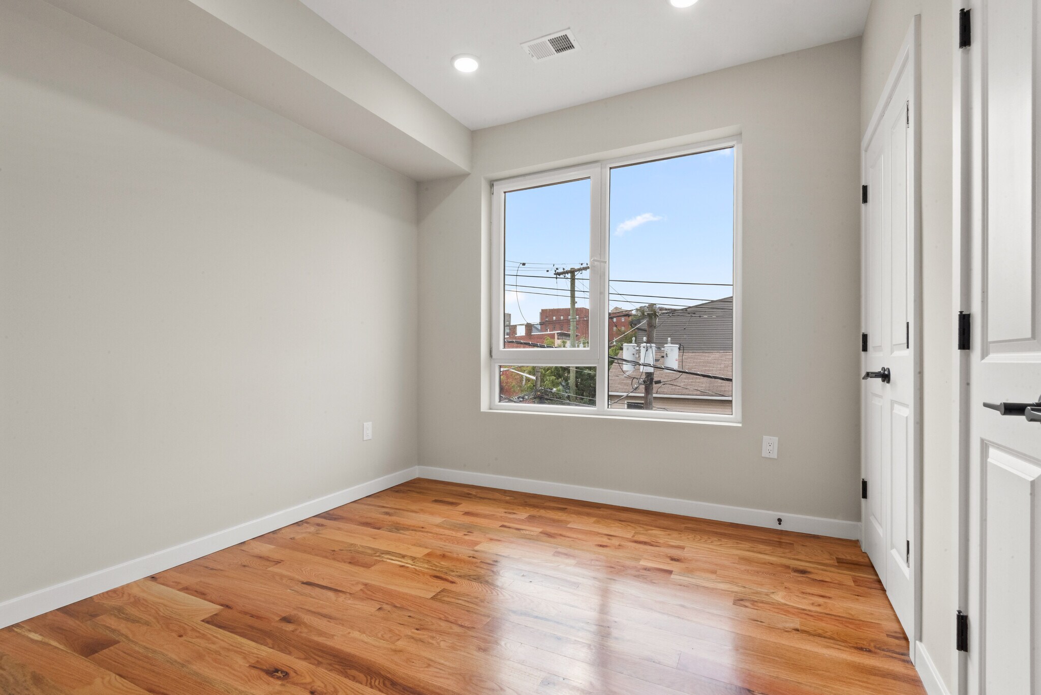 Building Photo - 108 Fleming Ave