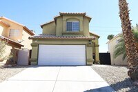 Building Photo - Lovely Two-Story home with Pool on Eastside!