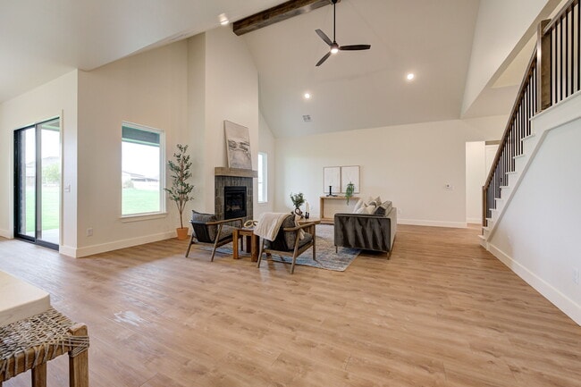 Building Photo - 2101 Dax Ln
