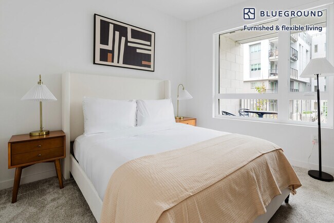 Building Photo - 3301 Innovation Wy