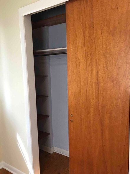 Building Photo - 236 W Federal St