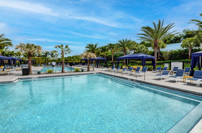 Building Photo - 17222 Blue Bayou Dr