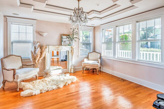 Building Photo - 2724 N Starr St