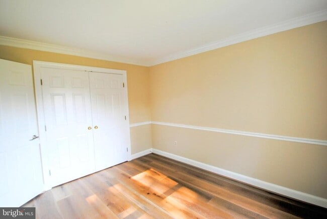 Building Photo - 1506 Chain Bridge Ct