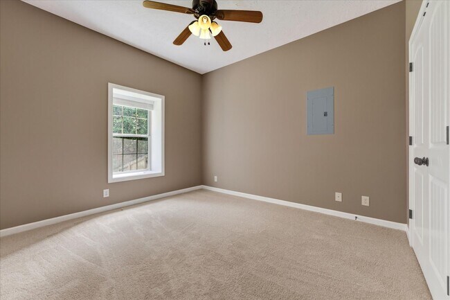 Building Photo - 2973 McManus Cir
