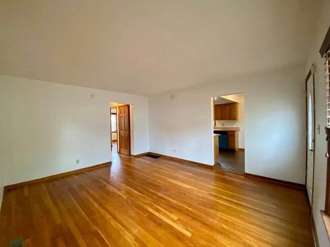 Building Photo - 1881 17th St SW