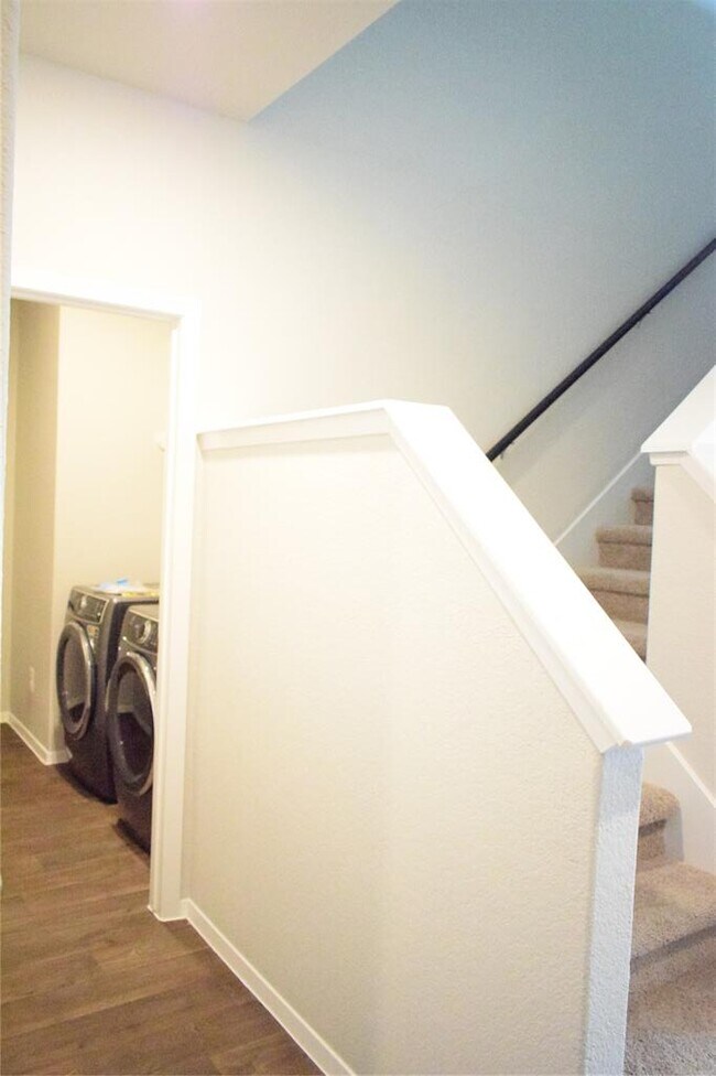Building Photo - 2405 Ambling Trl