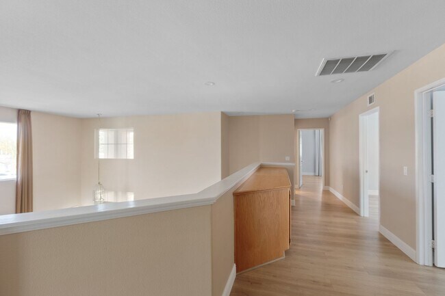 Building Photo - 26523 Starling Ct