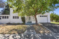 Building Photo - 2835 San Pedro Rd