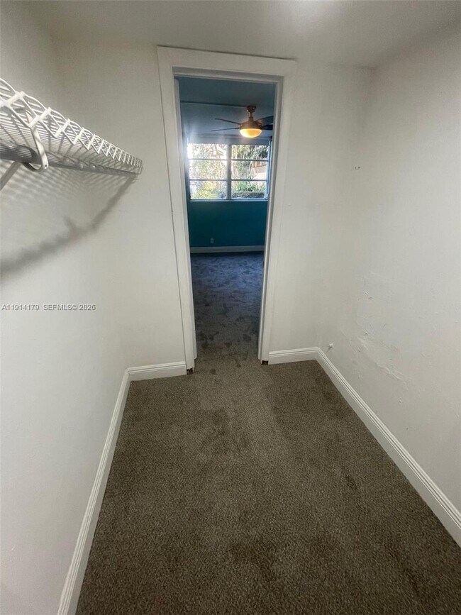 Building Photo - 4500 N Federal Hwy