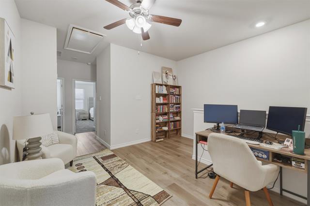 Building Photo - 2137 Crooked Bow Dr