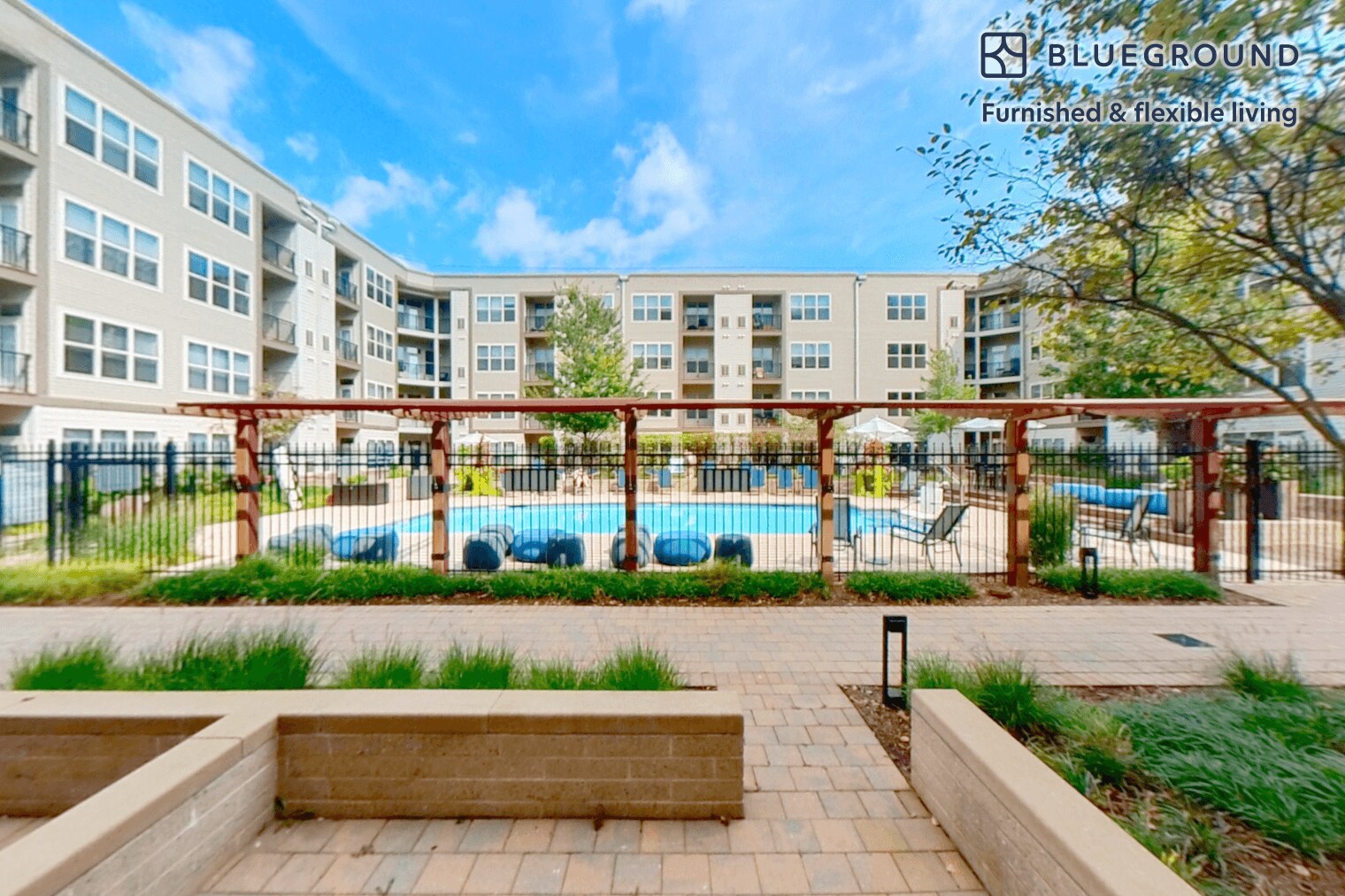 Building Photo - 333 Great River Rd