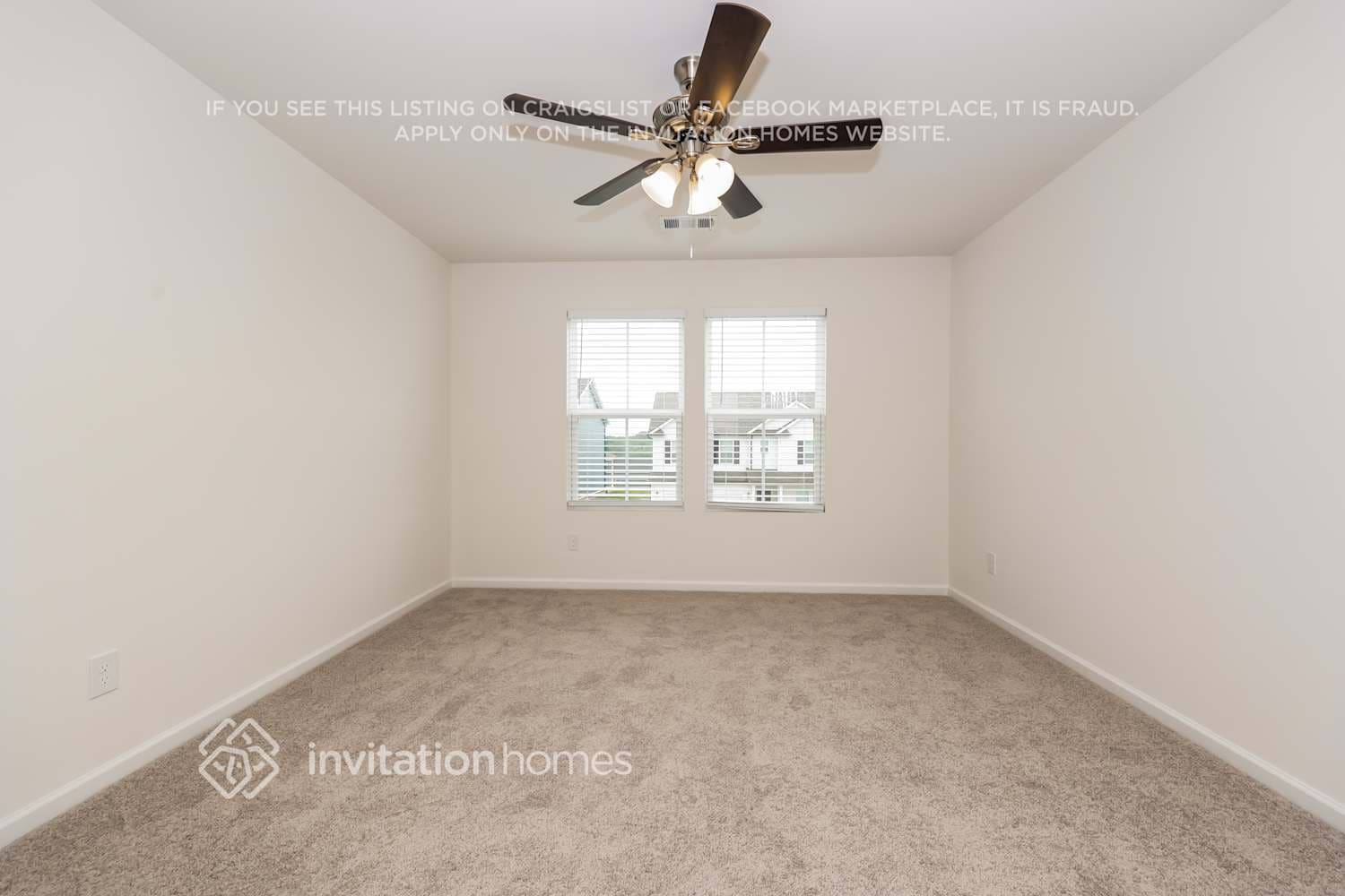 Building Photo - 430 Jet Strm Dr