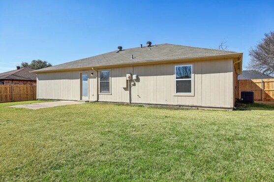 Building Photo - 7020 Green Ridge Trl