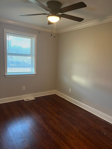 Building Photo - 650 Jett St NW