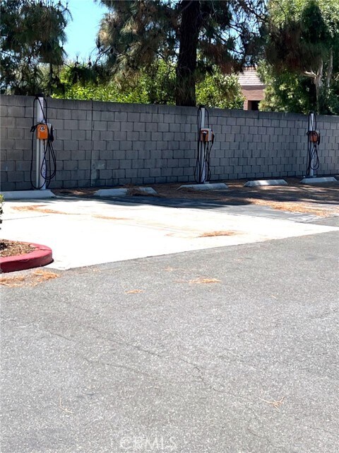 Building Photo - 26701 Quail Creek