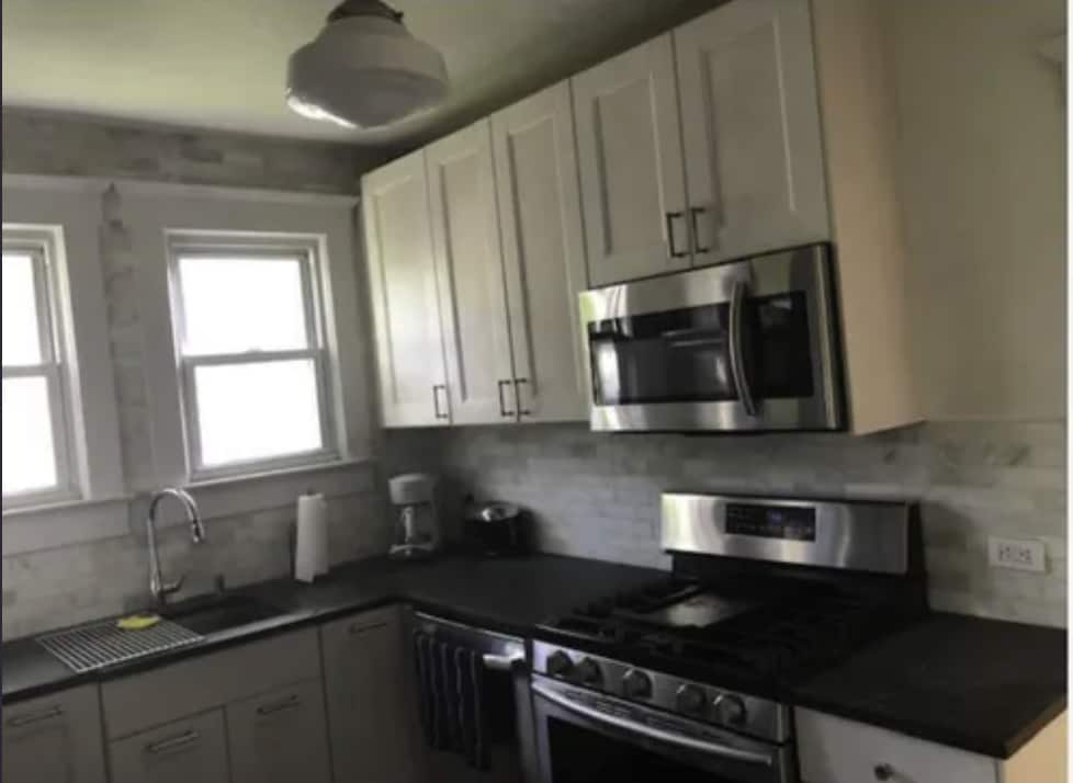 Full kitchen newly renovated - 80 Wyckoff Ave