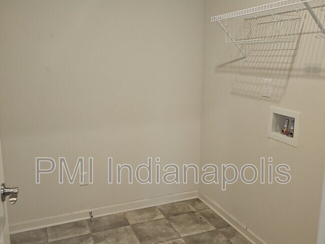 Building Photo - 15364 Staffordshire Wy