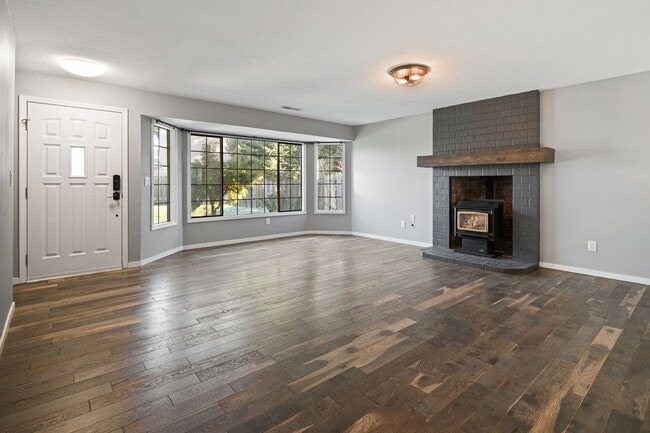 Building Photo - Ranch-Style 3 Bed / 2 Bath Single-Level Home in Hillsboro