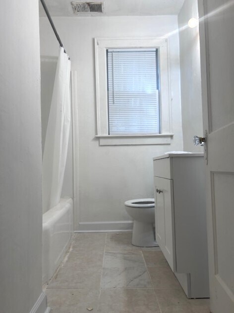 Building Photo - 3336 Park Ave