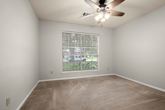 Building Photo - 11307 Travelers Way Cir