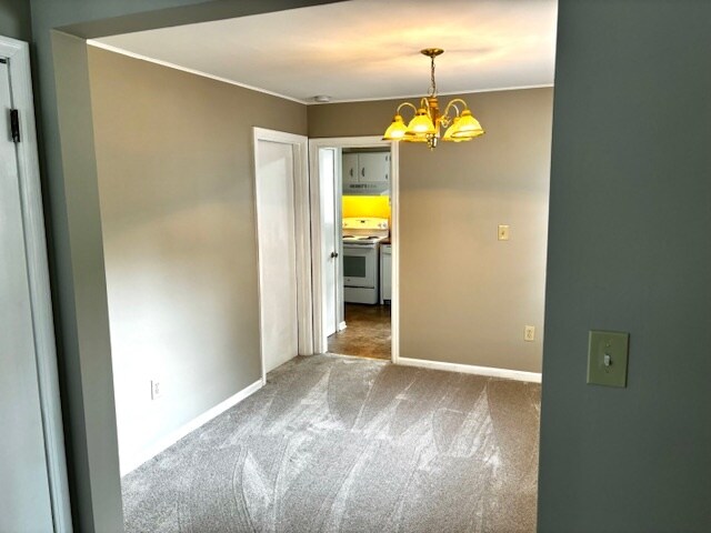 Dining Area - 1109 Mount Allen Rd