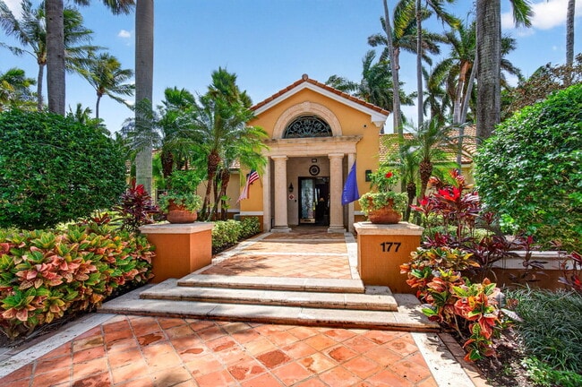 Building Photo - 157 Yacht Club Way