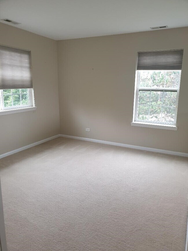 Building Photo - 28121 Sonoma Pass