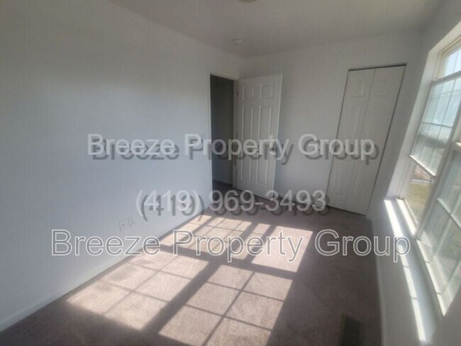 Building Photo - 521 Hope St